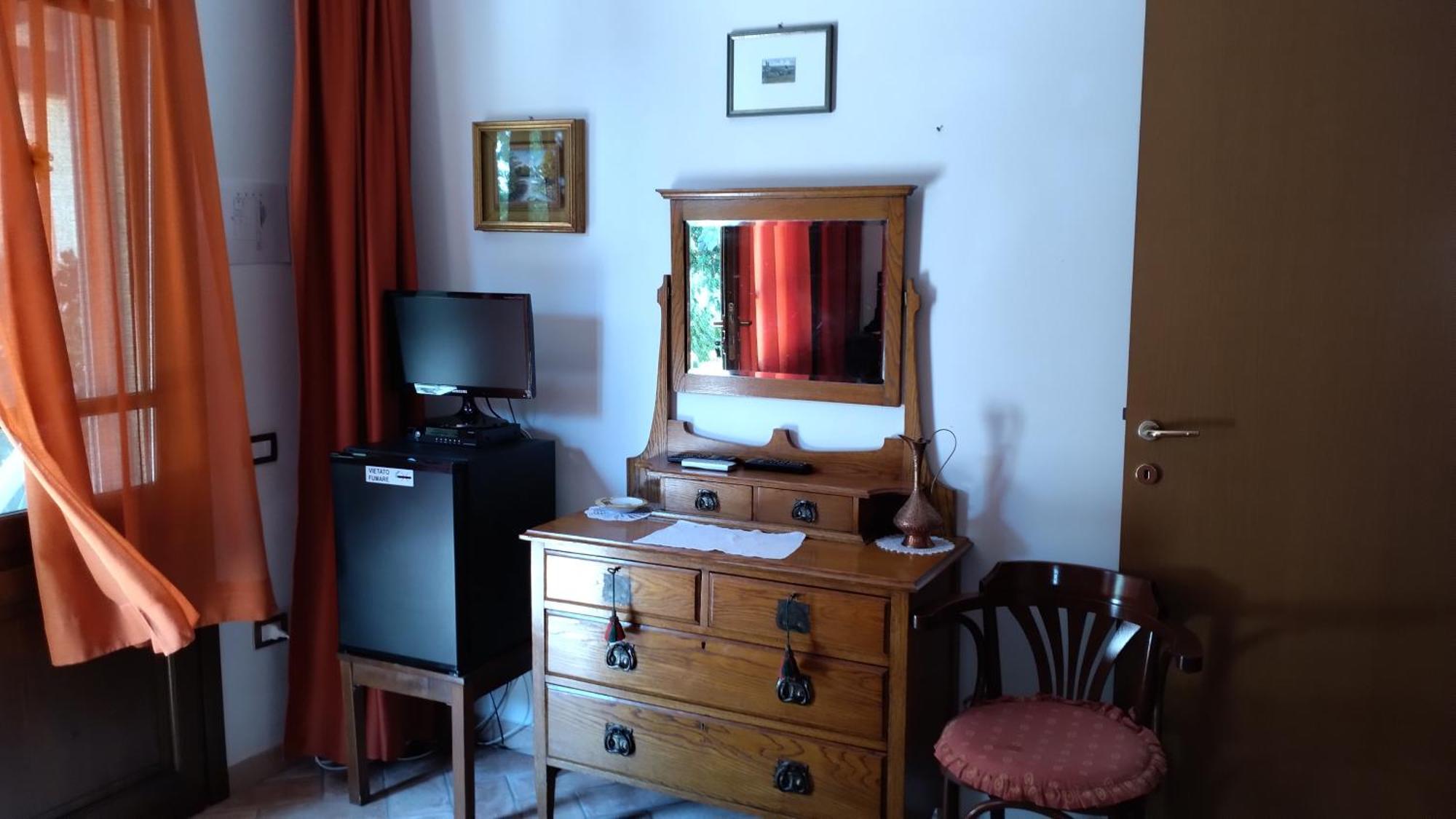 Podere Tre Cipressi Aparthotel Campiglia Marittima Εξωτερικό φωτογραφία