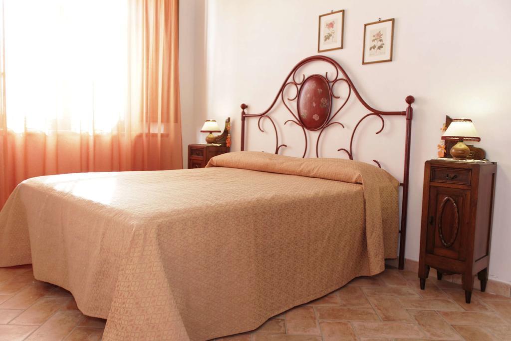 Podere Tre Cipressi Aparthotel Campiglia Marittima Εξωτερικό φωτογραφία